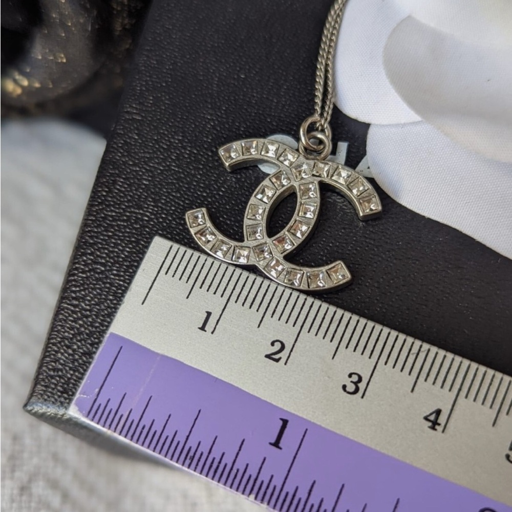 Authentic Chanel Gold Pendant Necklace